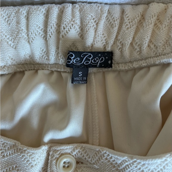 Pattern Knit Shorts - Picture 3 of 3